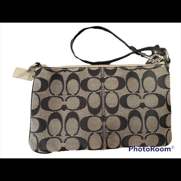 Black/Grey Coach Wristlet - Picture 2 of 4